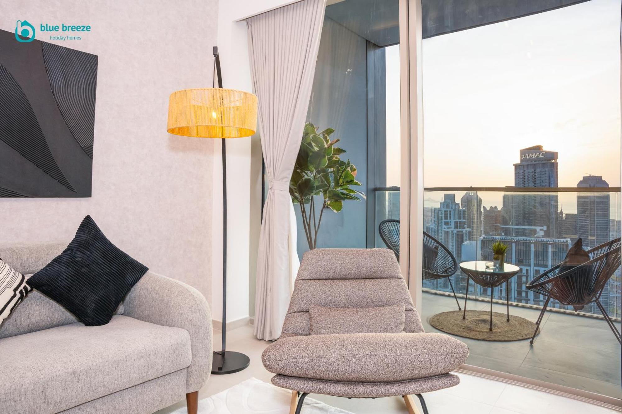 Blue Breeze - Luxury In Downtown Apartment