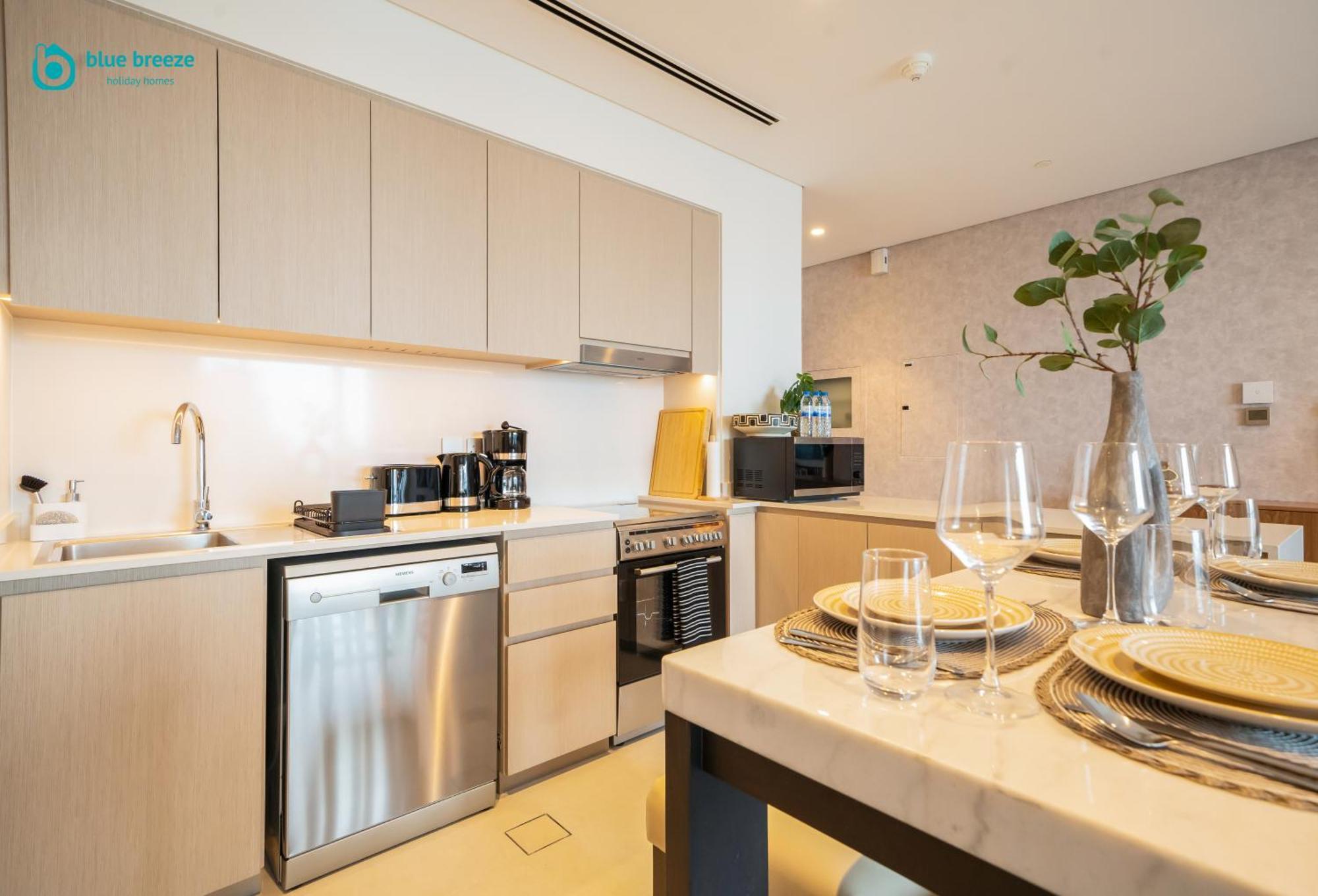 Blue Breeze - Luxury In Downtown *