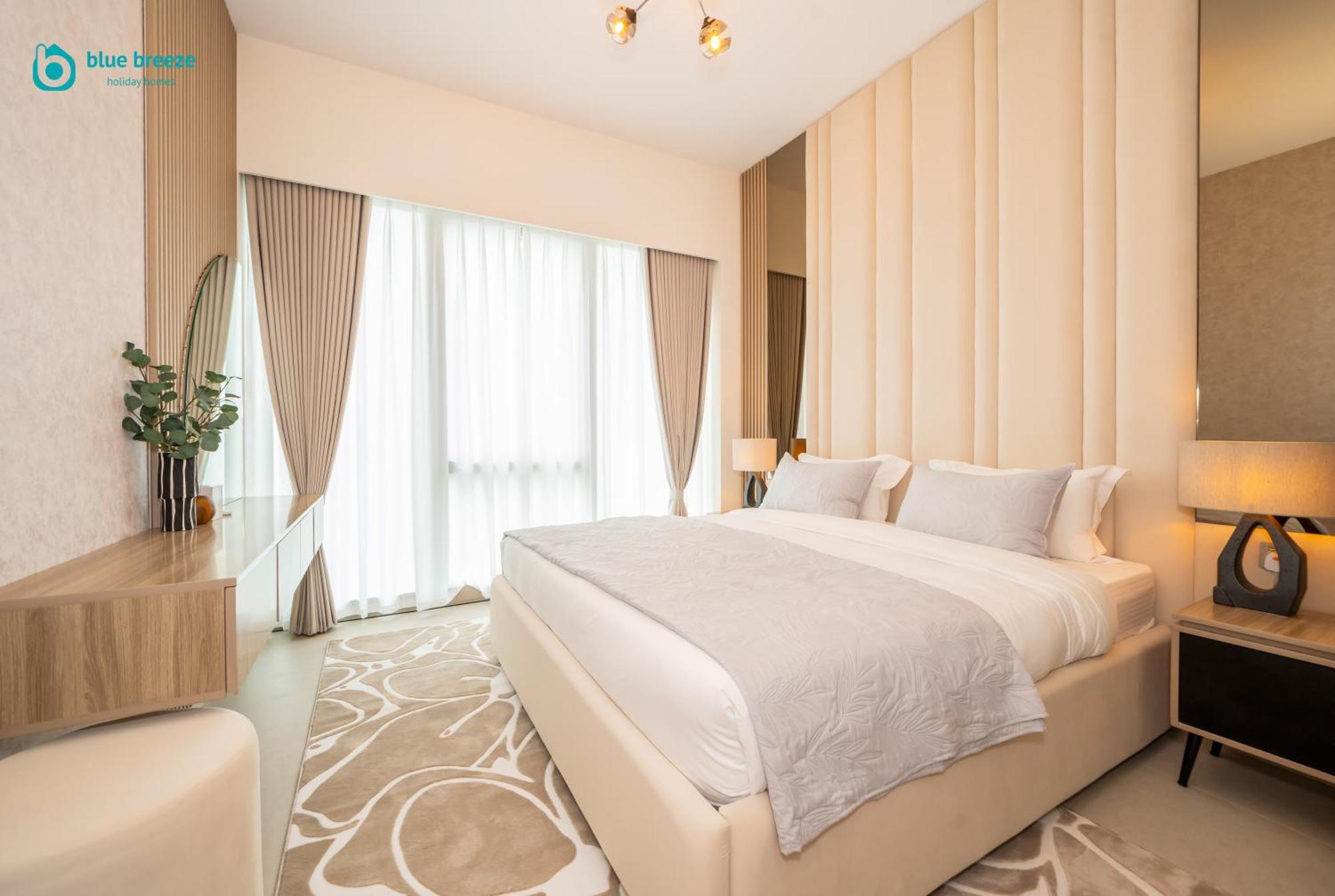 Blue Breeze - Luxury In Downtown Apartment